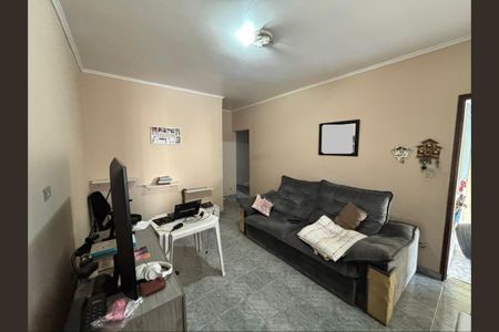 Casa à venda com 175m², 2 quartos e 2 vagas Casa à venda com 175m², 2 quartos e 2 vagasSala