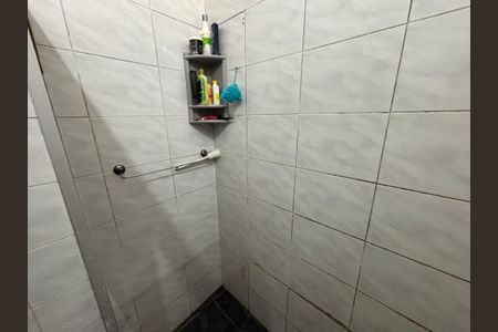 Casa à venda com 175m², 2 quartos e 2 vagas Casa à venda com 175m², 2 quartos e 2 vagasBanheiro