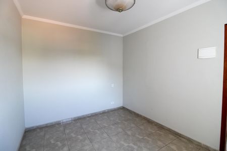 Casa de condomínio à venda com 250m², 3 quartos e 2 vagasSala de TV