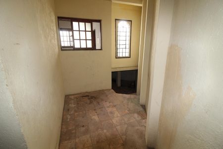 Casa de condomínio à venda com 250m², 3 quartos e 2 vagasQuintal