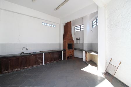 Casa de condomínio à venda com 250m², 3 quartos e 2 vagasChurrasqueira