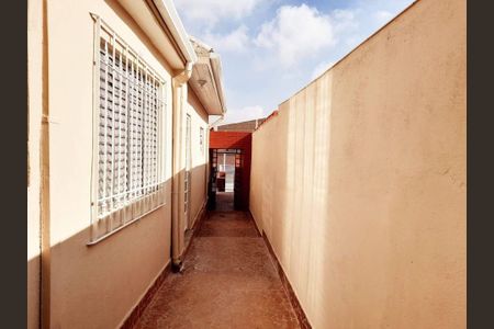 Casa à venda com 85m², 4 quartos e 1 vagaCorredor