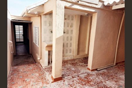 Casa à venda com 85m², 4 quartos e 1 vagaÁrea de Serviço