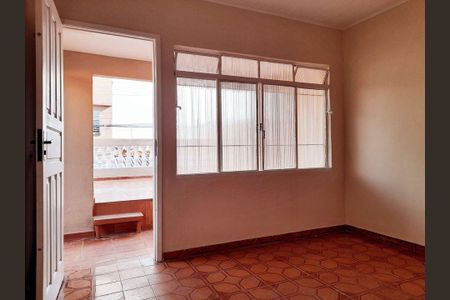 Sala de casa à venda com 4 quartos, 85m² em Vila Ema, São Paulo