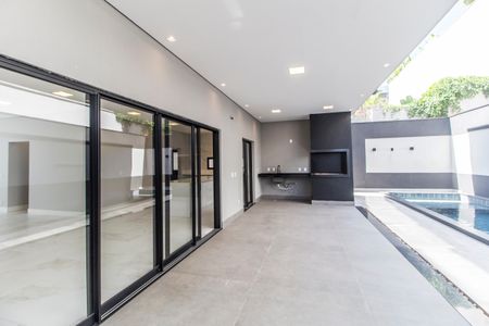 Casa de condomínio à venda com 392m², 4 quartos e 5 vagasÁrea gourmet