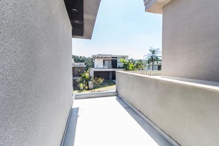 Casa de condomínio à venda com 392m², 4 quartos e 5 vagasVaranda