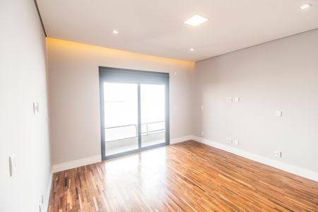 Casa de condomínio à venda com 392m², 4 quartos e 5 vagasSuíte 2