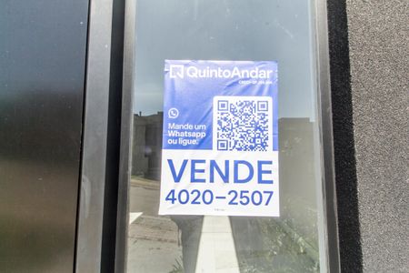 Casa de condomínio à venda com 392m², 4 quartos e 5 vagasVista da Rua