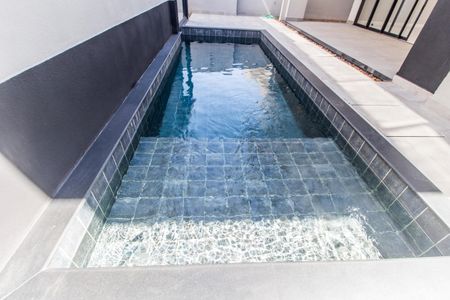 Casa de condomínio à venda com 392m², 4 quartos e 5 vagasPiscina