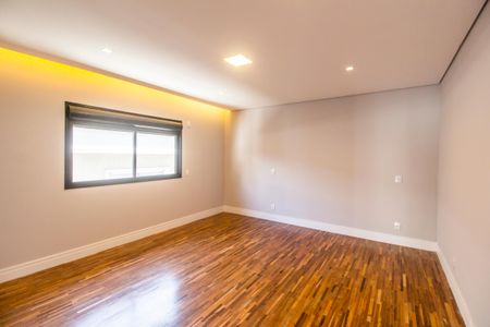 Casa de condomínio à venda com 392m², 4 quartos e 5 vagasSuíte 3