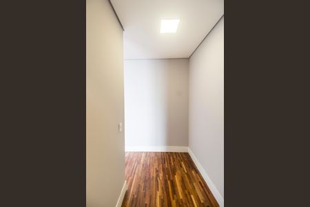 Casa de condomínio à venda com 392m², 4 quartos e 5 vagasCloset da suíte