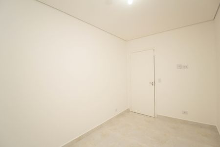 Quarto 2 de apartamento para alugar com 2 quartos, 55m² em Vila Pereira Cerca, São Paulo