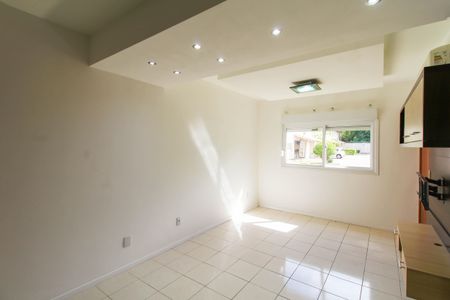 Sala de casa de condomínio para alugar com 3 quartos, 122m² em Fátima, Canoas