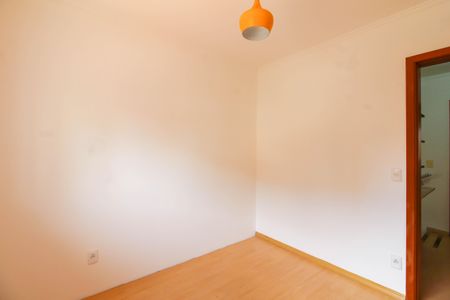 Casa de condomínio para alugar com 122m², 3 quartos e sem vaga Casa de condomínio para alugar com 122m², 3 quartos e sem vagaQuarto 2