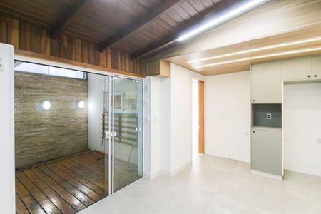 Casa de condomínio para alugar com 122m², 3 quartos e sem vaga Casa de condomínio para alugar com 122m², 3 quartos e sem vagaÁrea gourmet