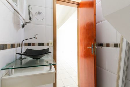 Casa de condomínio para alugar com 122m², 3 quartos e sem vaga Casa de condomínio para alugar com 122m², 3 quartos e sem vagaLavabo