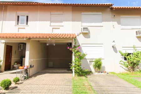 Casa de condomínio para alugar com 122m², 3 quartos e sem vaga Casa de condomínio para alugar com 122m², 3 quartos e sem vagaFachada