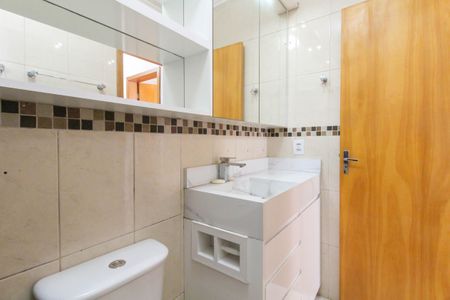 Casa de condomínio para alugar com 122m², 3 quartos e sem vaga Casa de condomínio para alugar com 122m², 3 quartos e sem vagaBanheiro