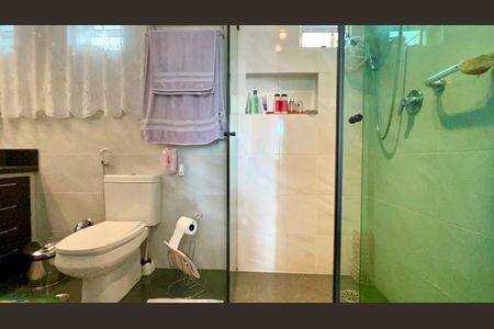 Apartamento à venda com 150m², 2 quartos e 1 vaga Apartamento à venda com 150m², 2 quartos e 1 vagaBanheiro da Suíte