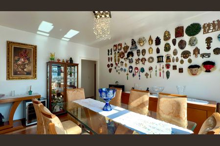 Apartamento à venda com 150m², 2 quartos e 1 vaga Apartamento à venda com 150m², 2 quartos e 1 vagaSala de Jantar