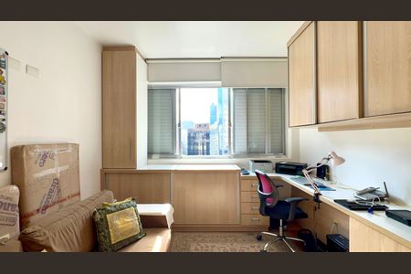 Apartamento à venda com 150m², 2 quartos e 1 vaga Apartamento à venda com 150m², 2 quartos e 1 vagaQuarto