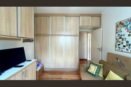 Apartamento à venda com 150m², 2 quartos e 1 vaga Apartamento à venda com 150m², 2 quartos e 1 vagaQuarto