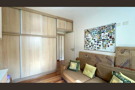 Apartamento à venda com 150m², 2 quartos e 1 vaga Apartamento à venda com 150m², 2 quartos e 1 vagaQuarto