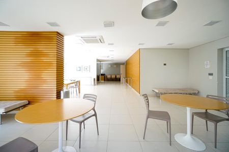 Apartamento à venda com 102m², 3 quartos e 2 vagasSalão de festas