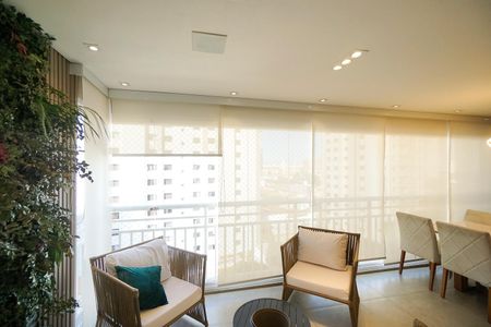 Apartamento à venda com 102m², 3 quartos e 2 vagasVista do quarto 02