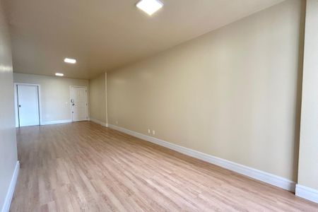 Sala de apartamento para alugar com 3 quartos, 120m² em Agronômica, Florianópolis