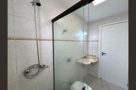 Apartamento para alugar com 120m², 3 quartos e 1 vagaBanheiro social 