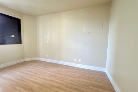 Apartamento para alugar com 120m², 3 quartos e 1 vagaSuíte