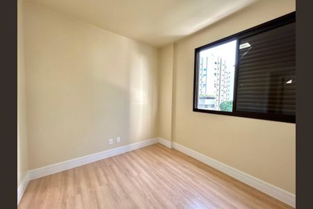 Apartamento para alugar com 120m², 3 quartos e 1 vagaQuarto 2