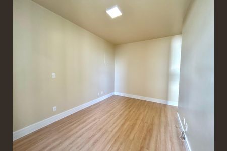 Apartamento para alugar com 120m², 3 quartos e 1 vagaSuíte