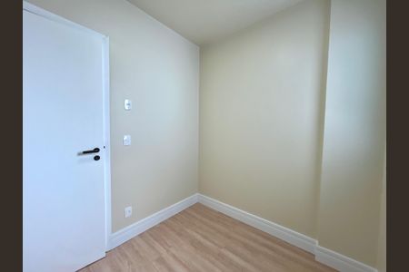 Apartamento para alugar com 120m², 3 quartos e 1 vagaQuarto Area de Serviço 