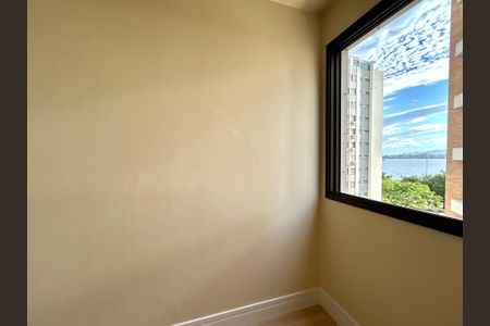 Apartamento para alugar com 120m², 3 quartos e 1 vagaSuíte - Vista