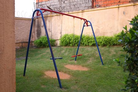 Apartamento para alugar com 75m², 2 quartos e 1 vagaÁrea comum - Playground