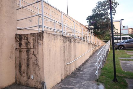 Apartamento para alugar com 75m², 2 quartos e 1 vagaÁrea comum - Rampa de acesso