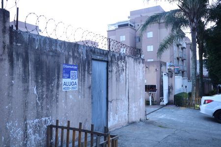 Apartamento para alugar com 75m², 2 quartos e 1 vagaPlaca instalada na fachada do condomínio - Código da placa: YIXW-1469