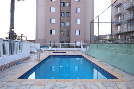 Apartamento para alugar com 75m², 2 quartos e 1 vagaÁrea comum - Piscina