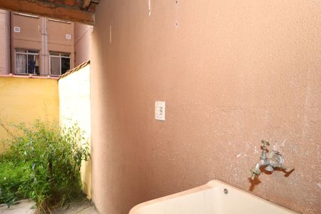 Apartamento para alugar com 75m², 2 quartos e 1 vagaÁrea de Serviço