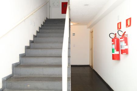 Apartamento para alugar com 75m², 2 quartos e 1 vagaÁrea comum - Saguão