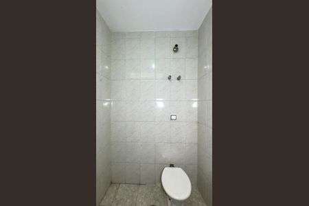 Casa à venda com 94m², 2 quartos e 1 vagaBanheiro