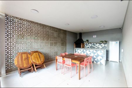 Apartamento para alugar com 35m², 2 quartos e sem vagaÁrea comum - Churrasqueira