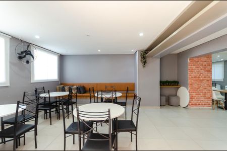 Apartamento para alugar com 35m², 2 quartos e sem vagaÁrea comum - Salão de festas