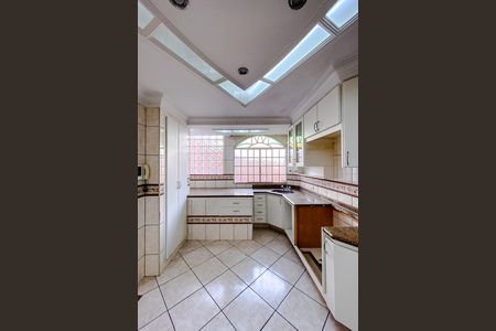 Casa à venda com 390m², 4 quartos e 3 vagasCozinha