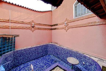 Casa à venda com 390m², 4 quartos e 3 vagasÁrea externa