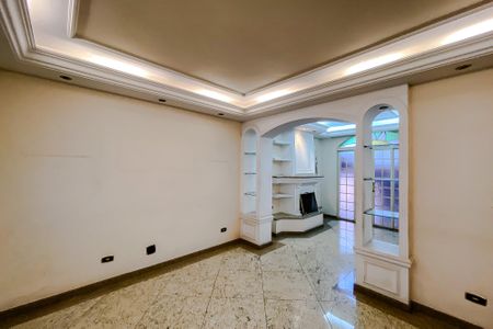 Sala de casa para alugar com 4 quartos, 390m² em Vila Claudia, São Paulo