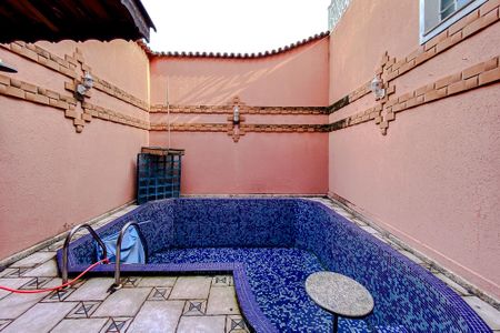 Casa à venda com 390m², 4 quartos e 3 vagasÁrea externa