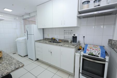 Apartamento para alugar com 68m², 2 quartos e 1 vagaCozinha